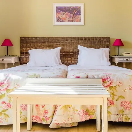 Casa Da Padeira Hotel *